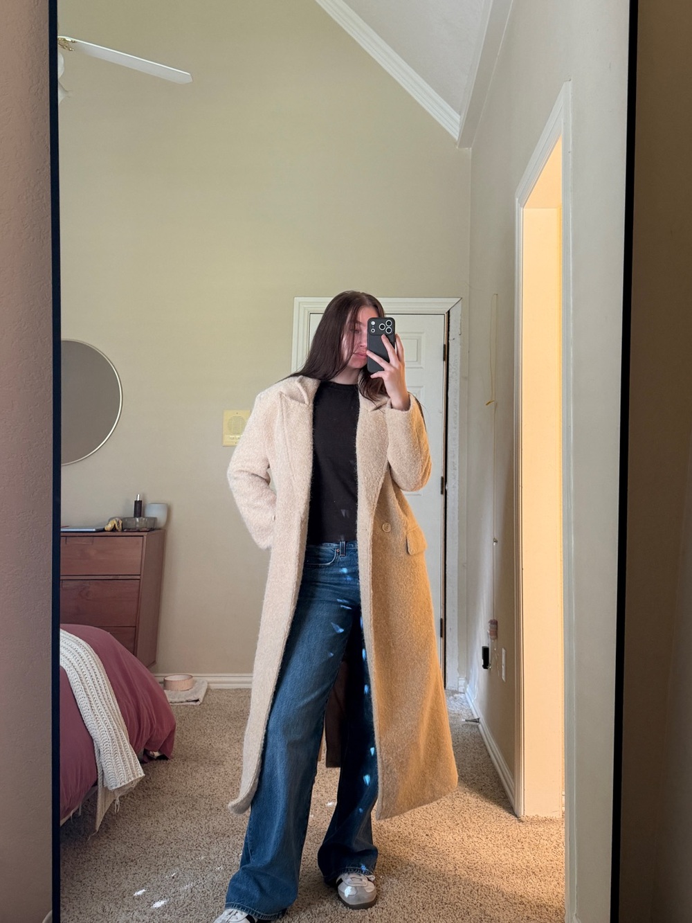 Charcoal (brand) Women’s Cream Long Coat